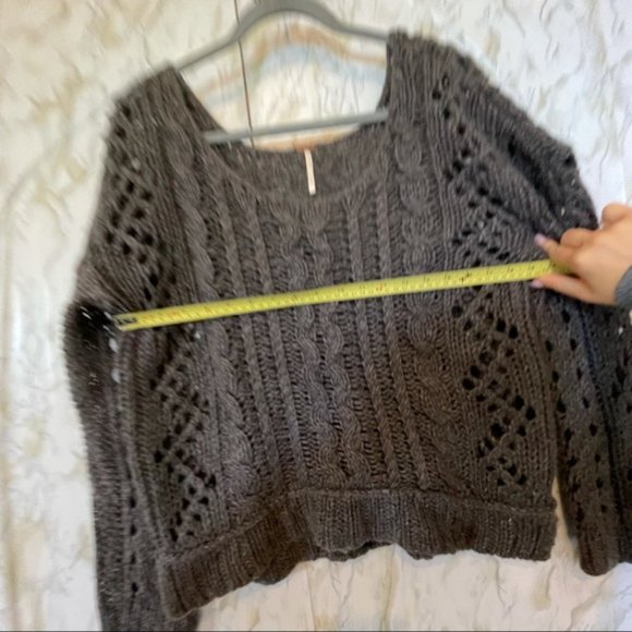 Free people medium chunky knit sweater pullover grey long sleeve cozy fall soft - Picture 6 of 7